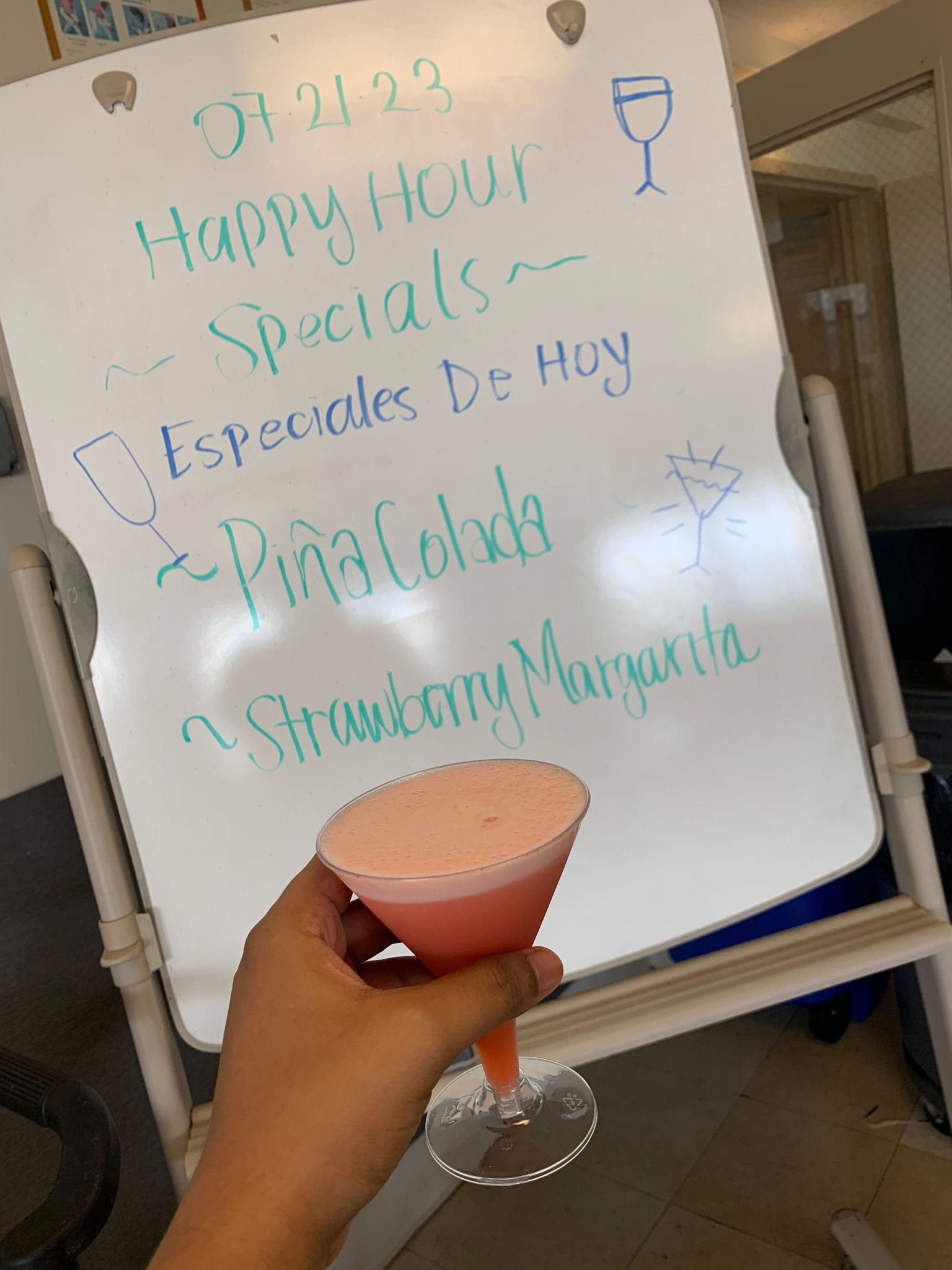 Tropical Happy Hour at Fort Tryon🍹🎲